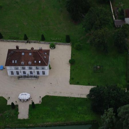Chateau De Pommeuse Buitenkant foto